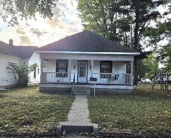 featured image of 2414 Garfield Ave #1