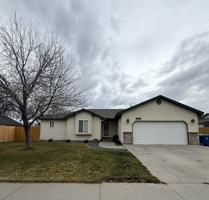 featured image of 443 Nw Sandpiper Ave