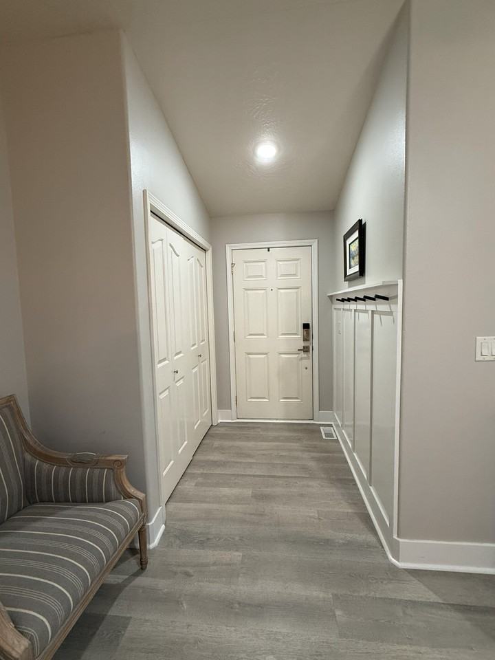 443 Nw Sandpiper Ave - Photo 3 of 31