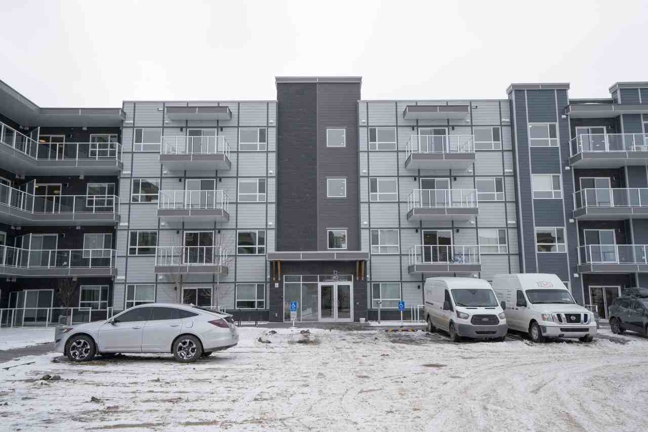 40 Carrington Plaza Nw #114 - Photo 2 of 28