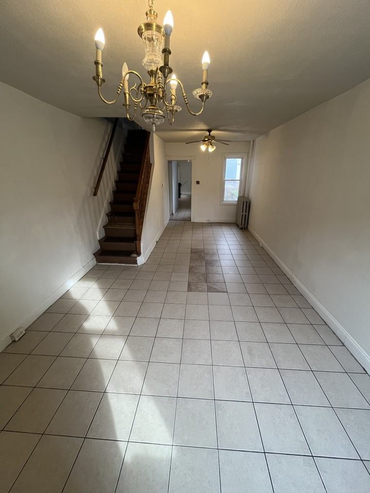 27 Caroline St #1 - Photo 2 of 16