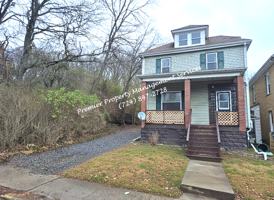 featured image of 2008 Beaver Rd #1