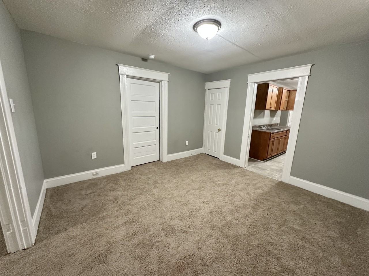 6820 Division Ave #1 - Photo 5 of 8