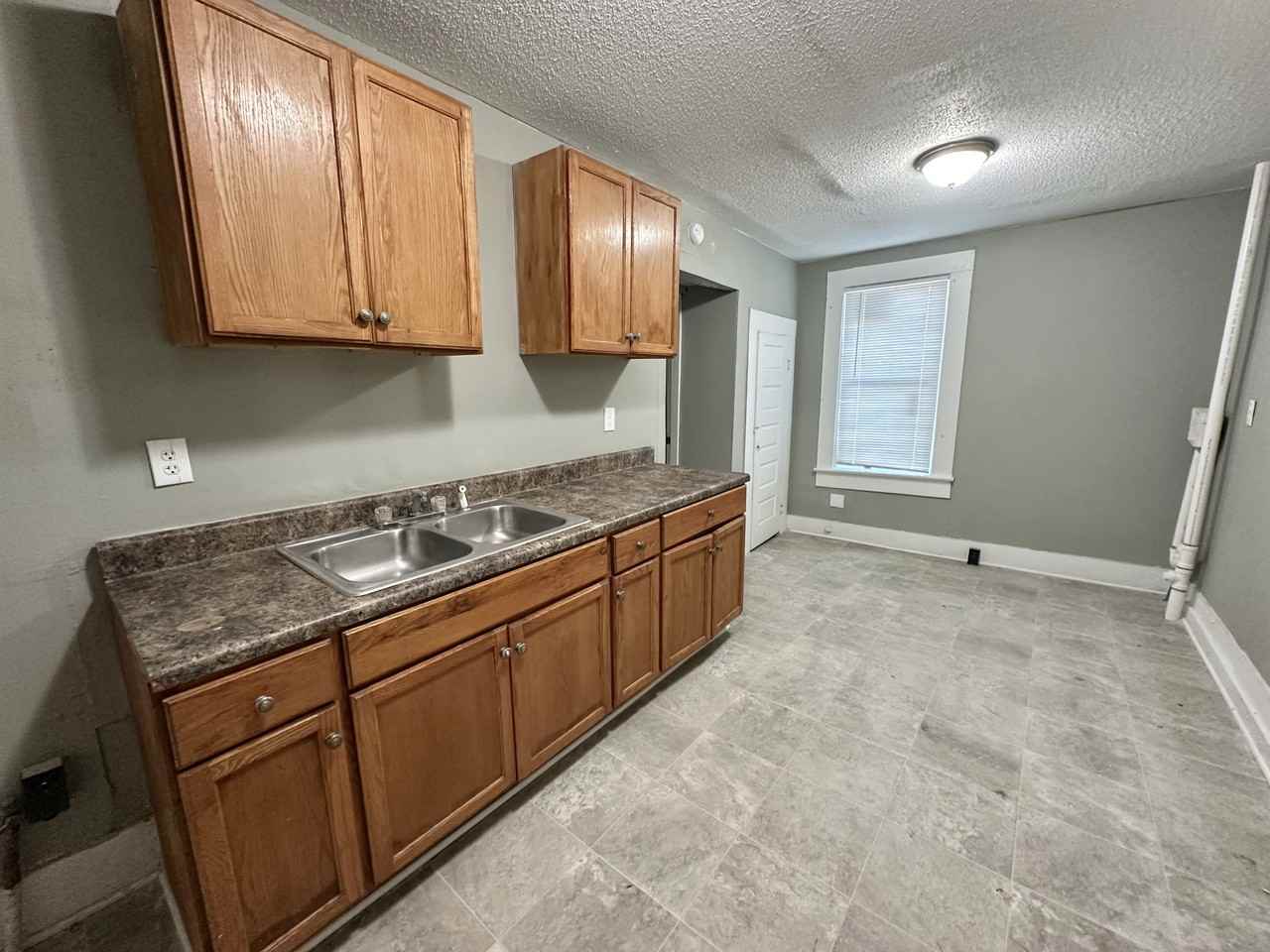 6820 Division Ave #1 - Photo 6 of 8