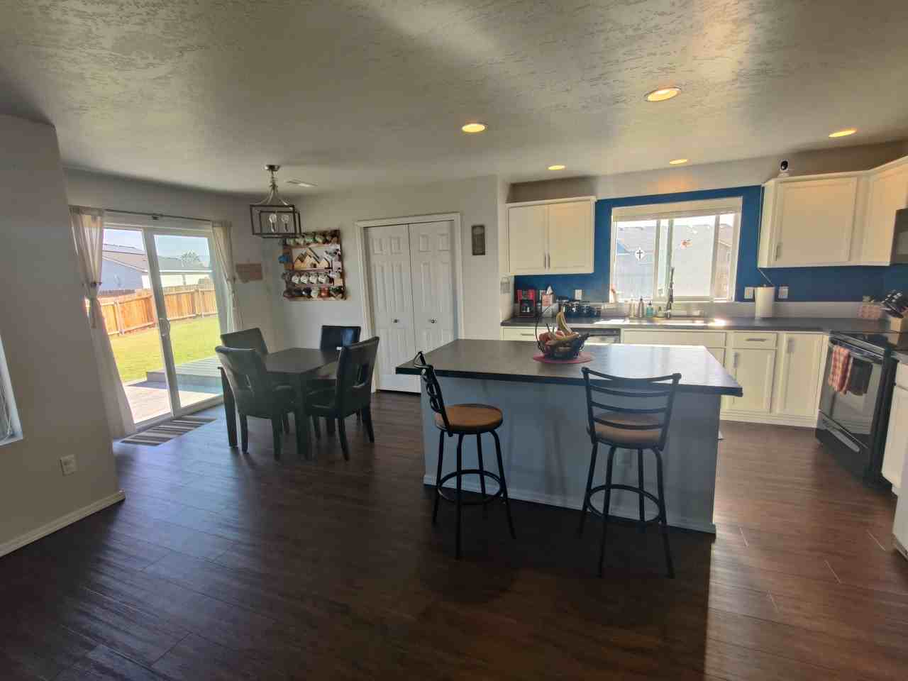 1690 Sw Gabar Ct - Photo 3 of 30