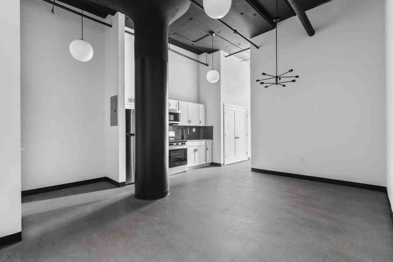 495 Myrtle St #514 - Photo 5 of 10