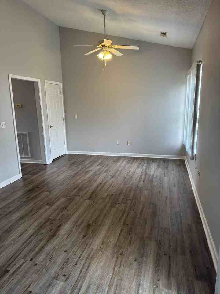 3109 W Walnut St #1 - Photo 5 of 12