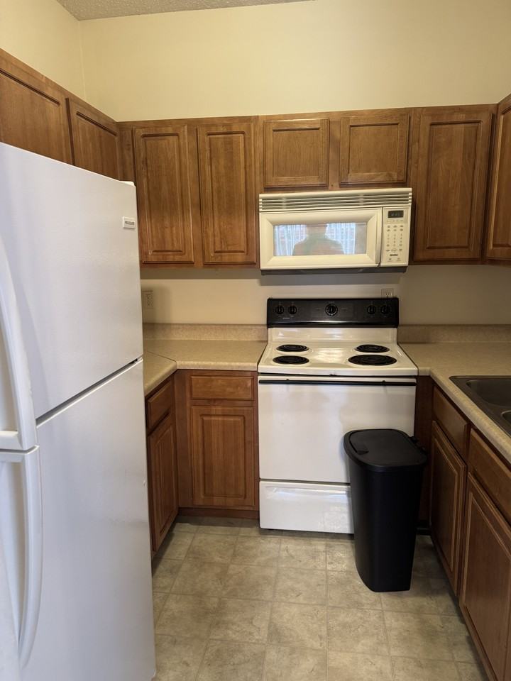 3109 W Walnut St #1 - Photo 7 of 12