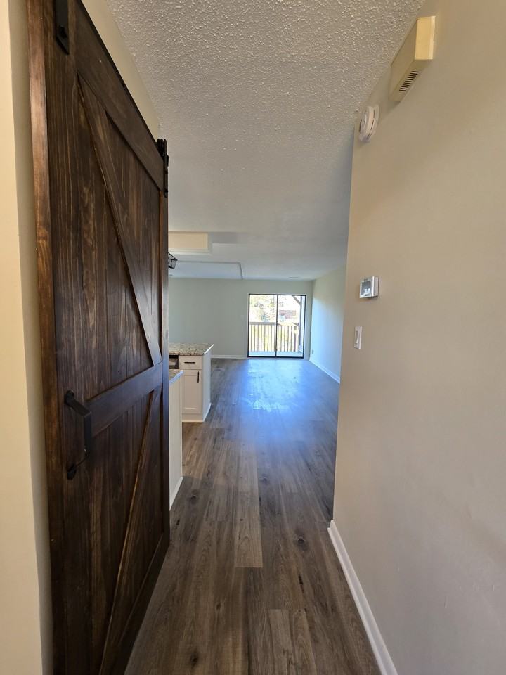 3071 Huntleigh Dr #1 - Photo 2 of 15