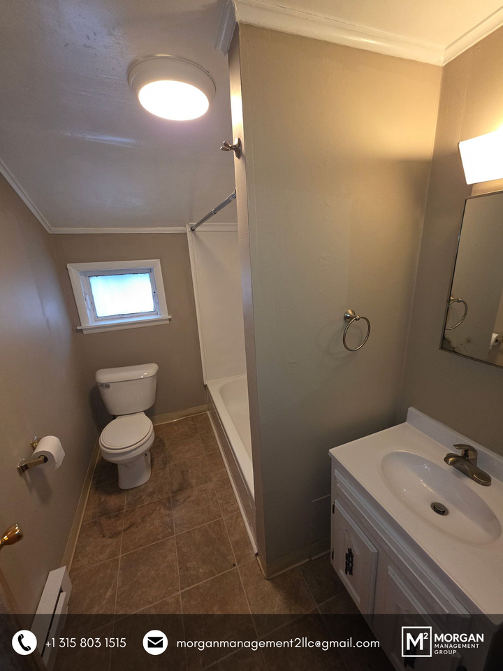 20 E Van Buren St Front Upper - Photo 3 of 13