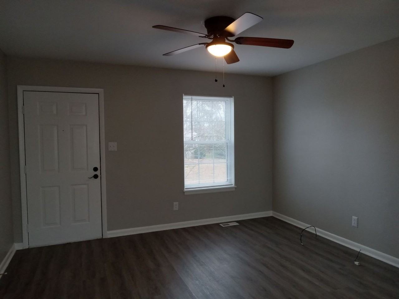 Pet-Friendly Apartments in Pulaski, TN | Renovated 1–3 Bedrooms Available - Photo 3 of 23
