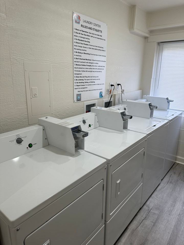 1201 Highland Ave #04 - Photo 7 of 21