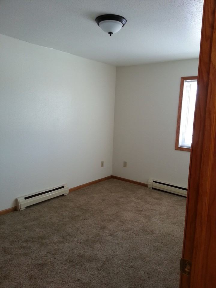 218 21st St Nw #23 - Photo 2 of 7