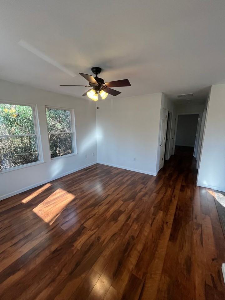 1014 W Cottage Grove Ave - Photo 5 of 16