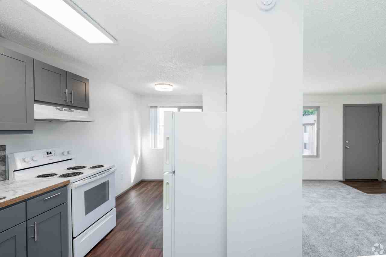 Park Terrace - Photo 2 of 13