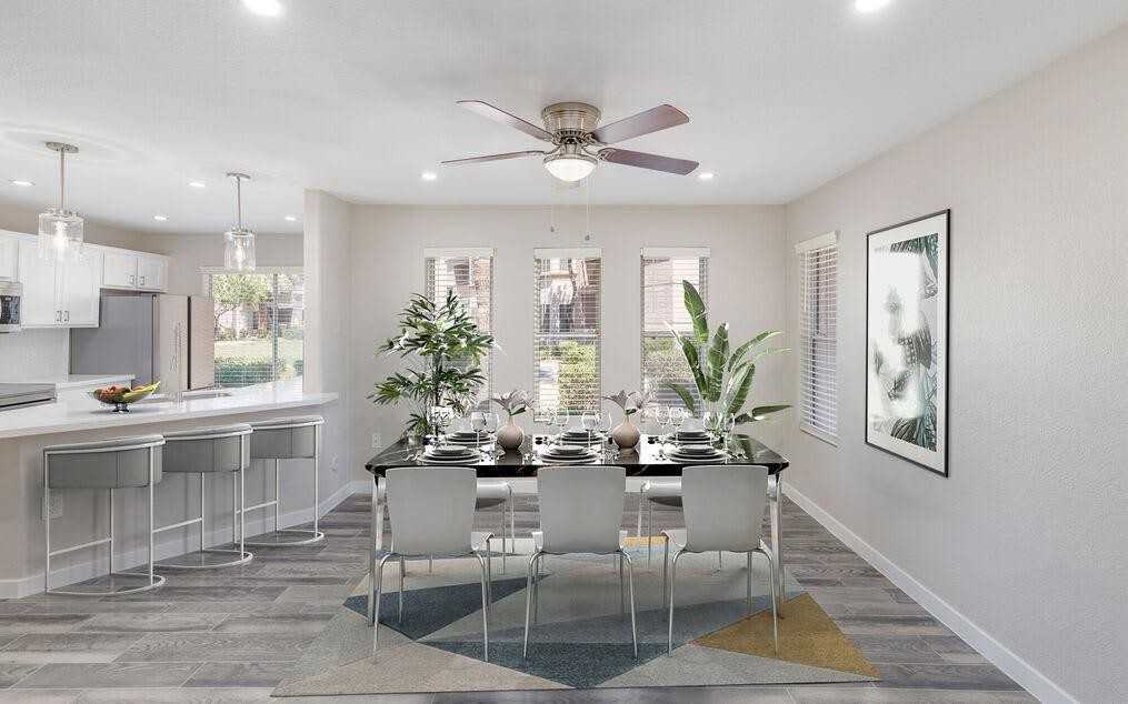 17017 N 12th St - Photo 4 of 38