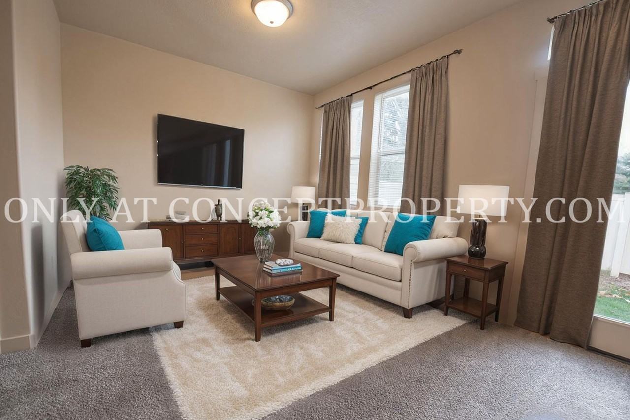 Huntington - Photo 2 of 50