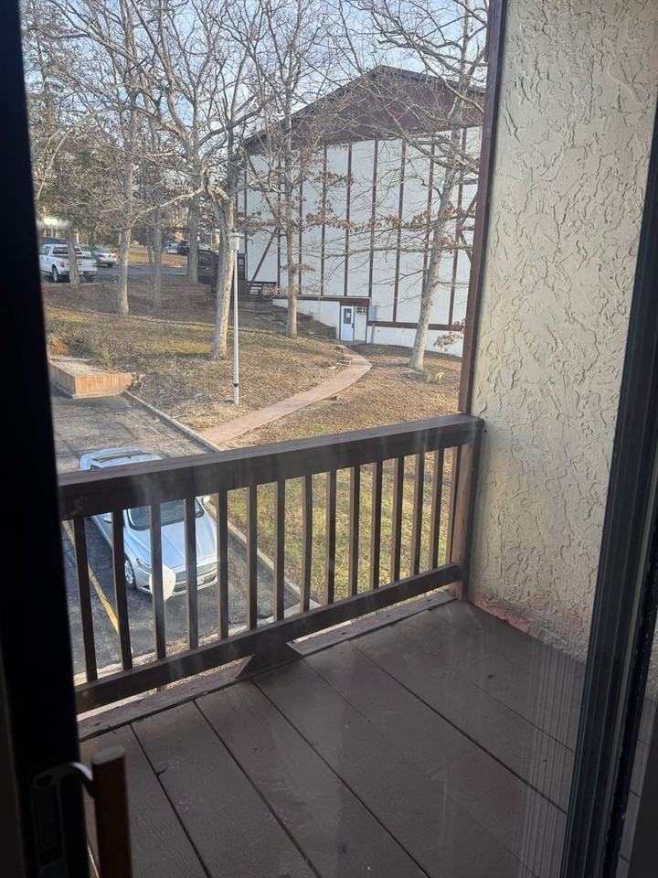 Southern Hills Townhouses & Apartments, LLC - Photo 3 of 14