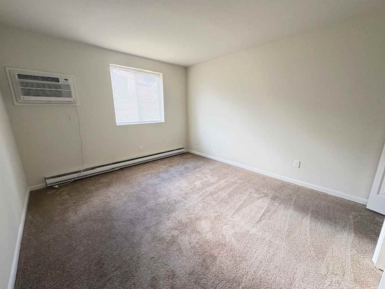 Garrett 3823 - Photo 4 of 16