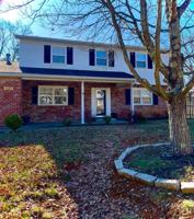 featured image of 2212 E Queens Way