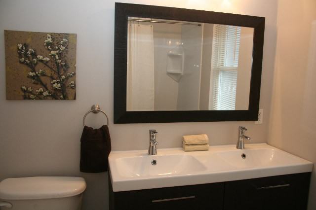 8 Avion Avenue - Photo 3 of 14