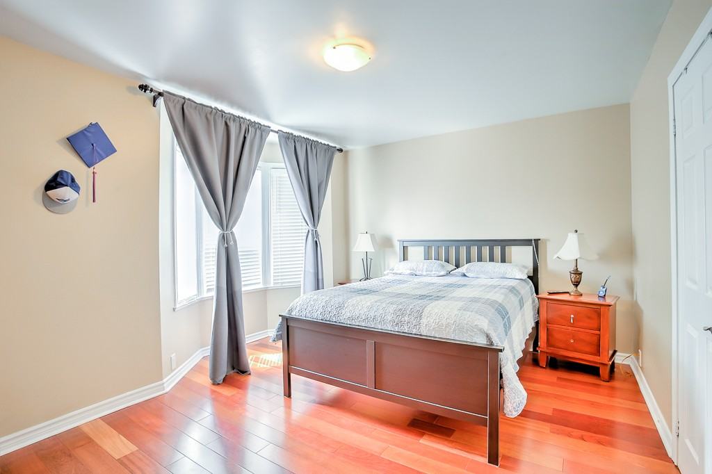 308 Wallace Avenue - Photo 7 of 8