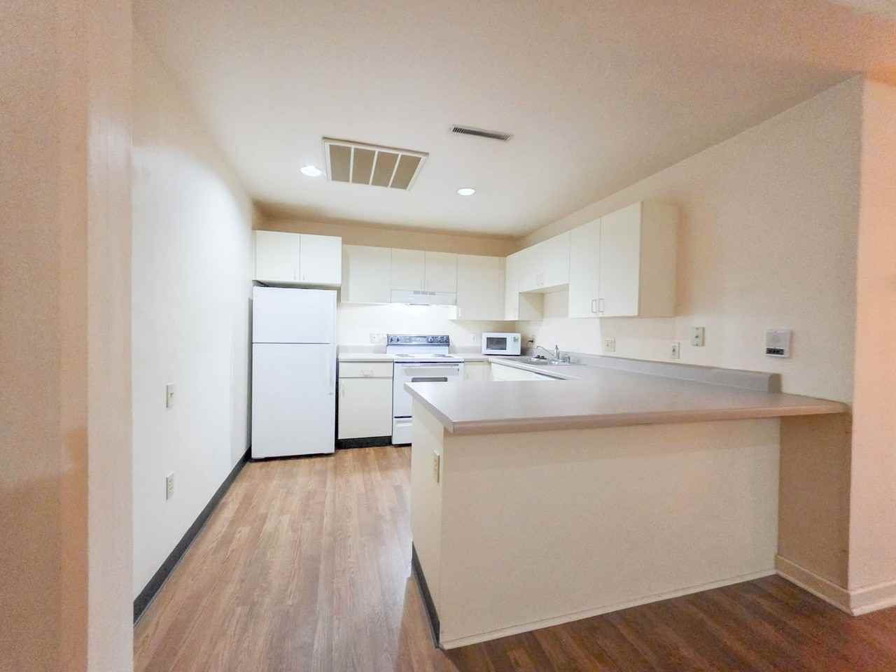 Dunlap Square-Department - Photo 2 of 33