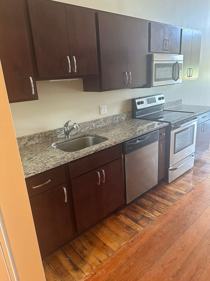 Riverbank Lofts - Photo 5 of 20