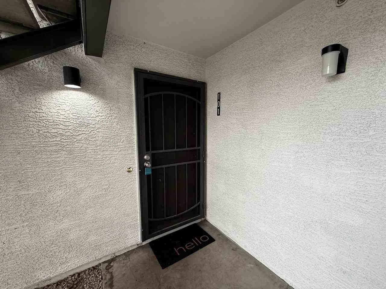 32 North - Photo 3 of 25