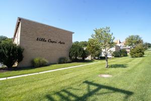 featured image of 1724 E Broadway