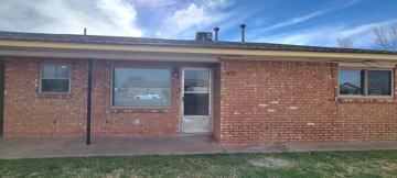 featured image of 1417 W 11th St