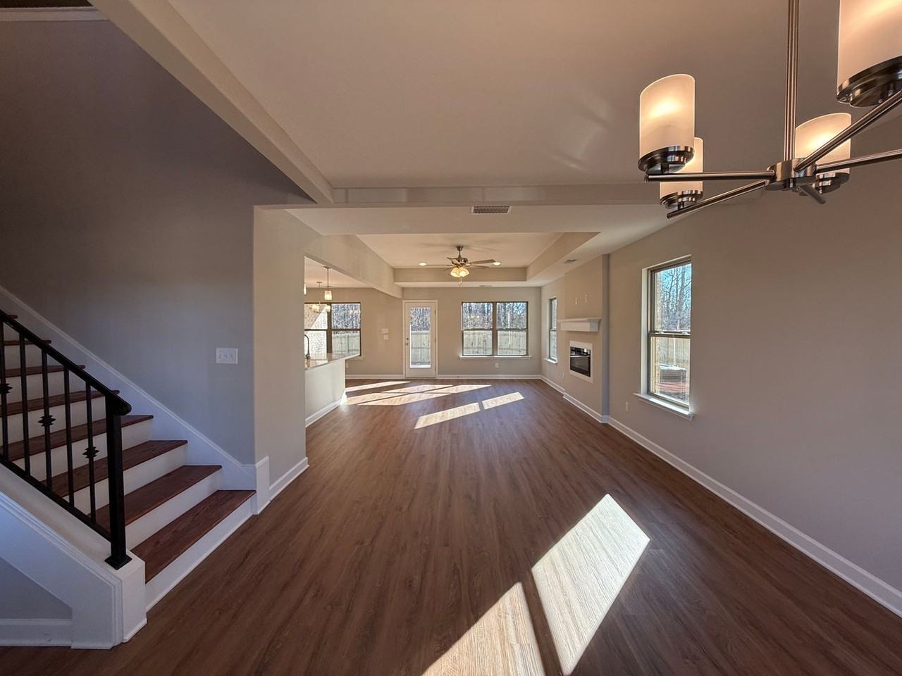 1836 Bloomington Cir E - Photo 6 of 15