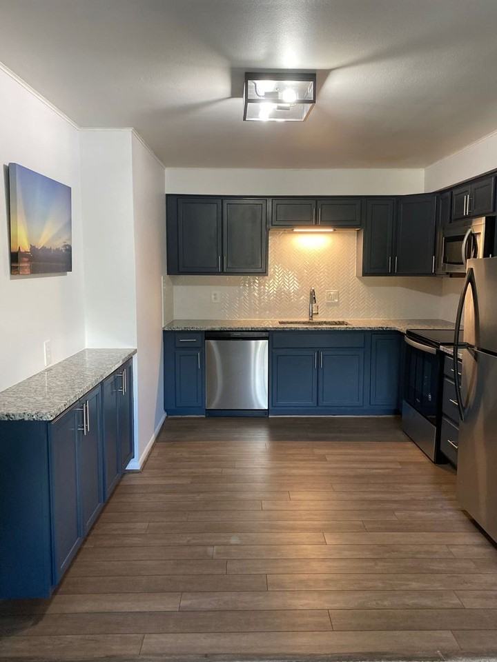 1109 Derby Rd - Photo 7 of 8