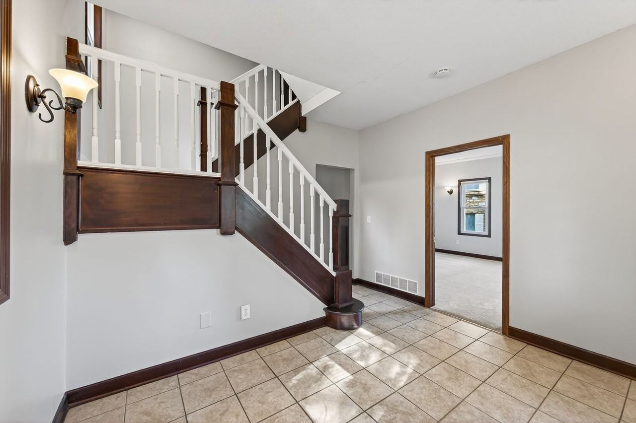 1897 Feronia Ave - Photo 2 of 22