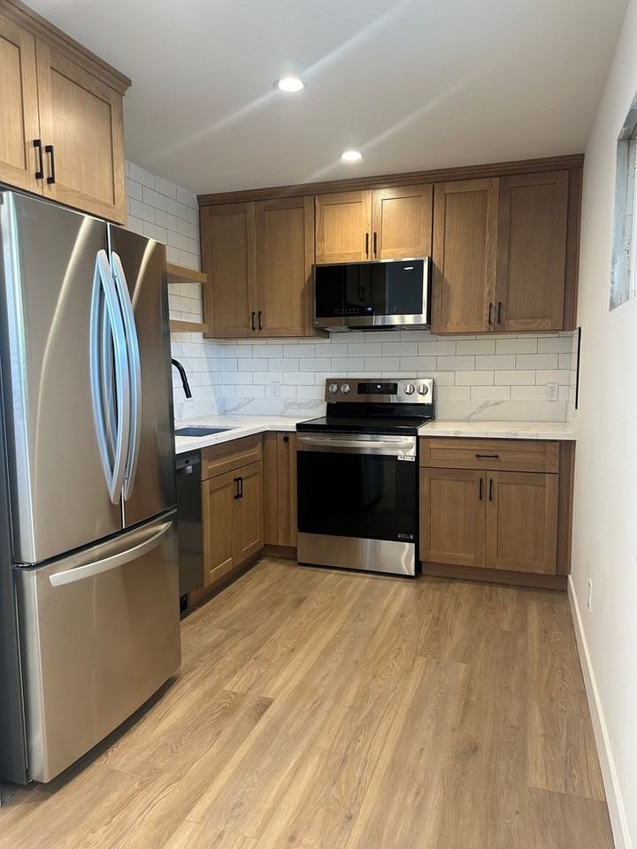 11600 Rochester Ave - Photo 2 of 20