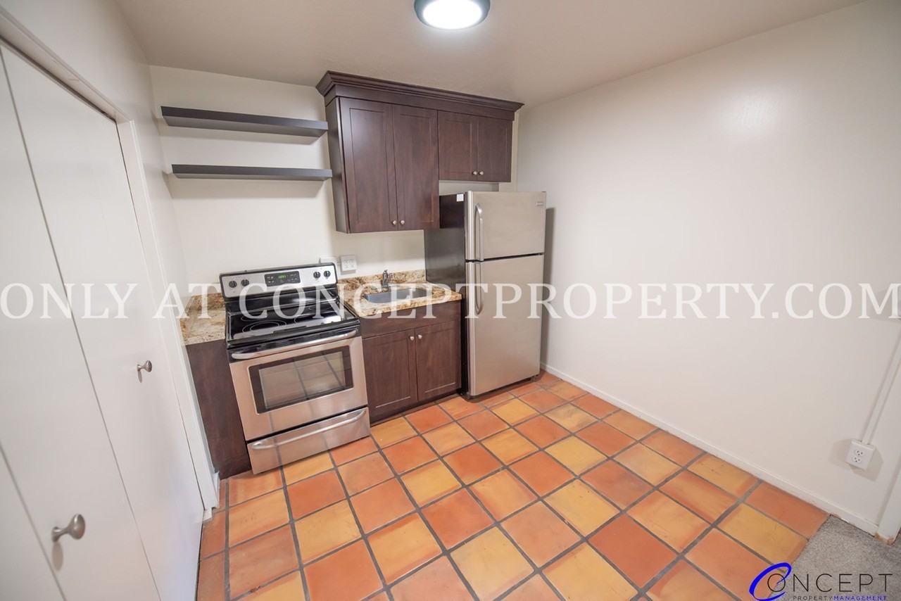 2204 Jefferson Avenue - Photo 4 of 19