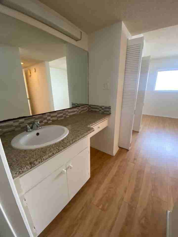 #149 - Photo 5 of 20