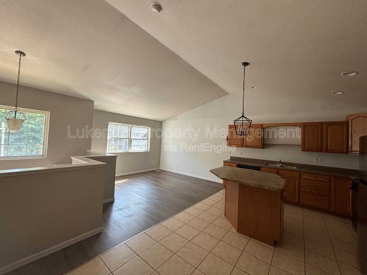 415 S Kendall Ave #403 - Photo 2 of 11