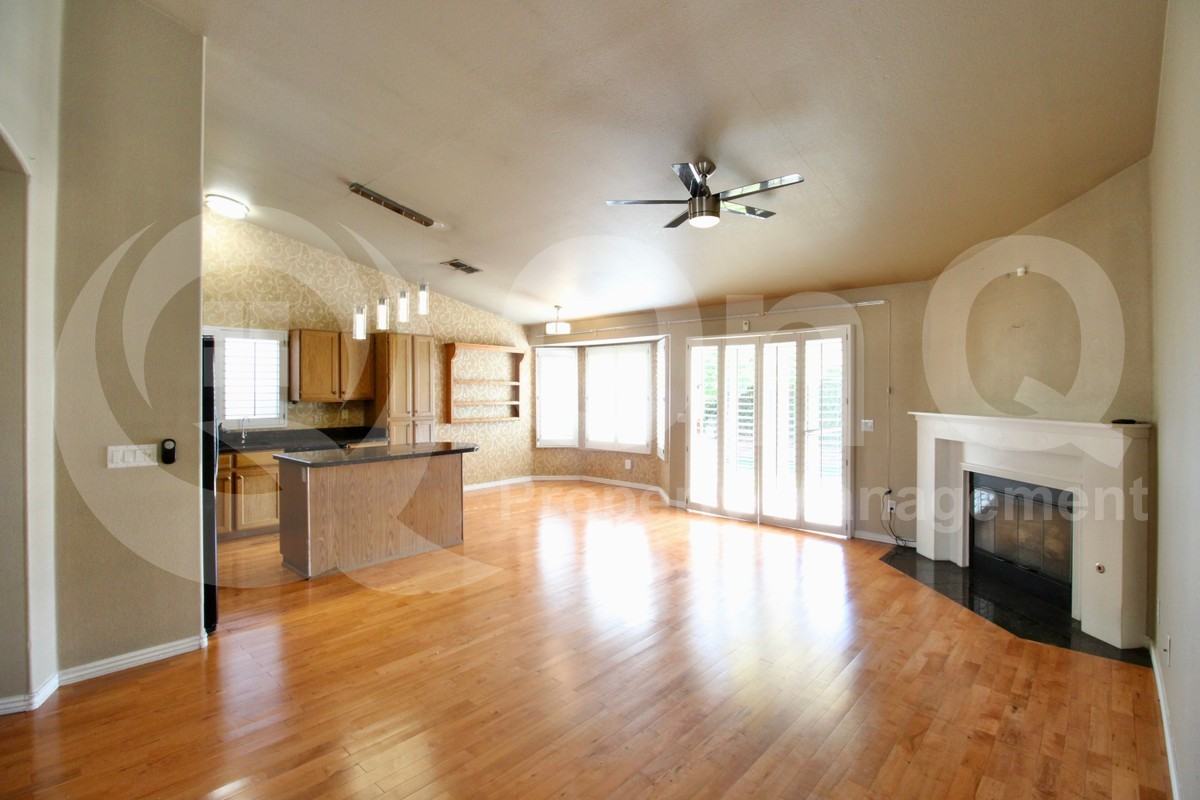 4521 E Saint John Rd - Photo 5 of 24