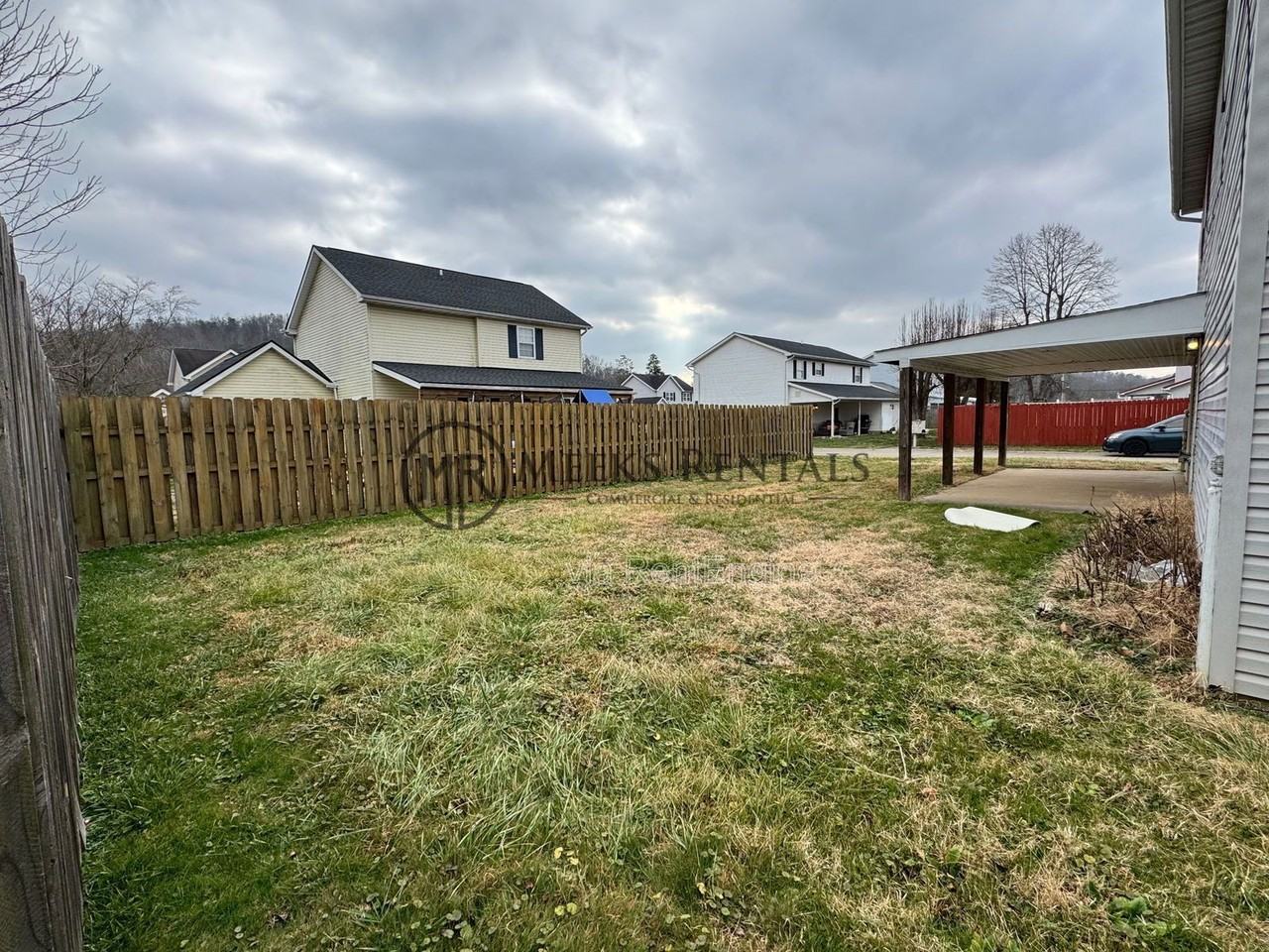 22 Country View Est - Photo 3 of 7