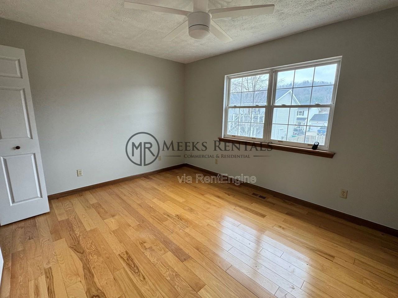 22 Country View Est - Photo 7 of 7