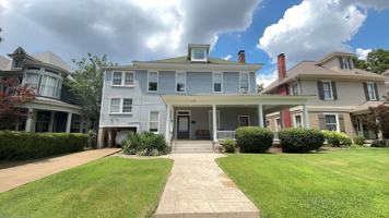 featured image of 1298 Carr Ave