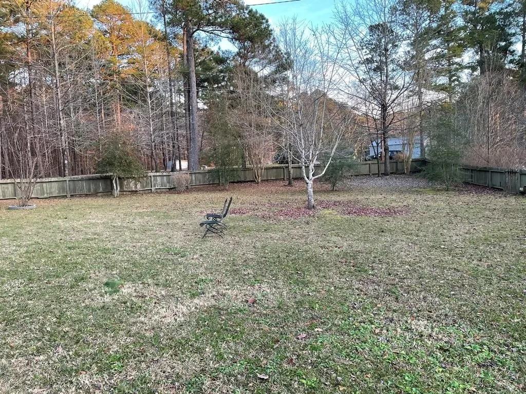 115 Dr - Photo 4 of 17