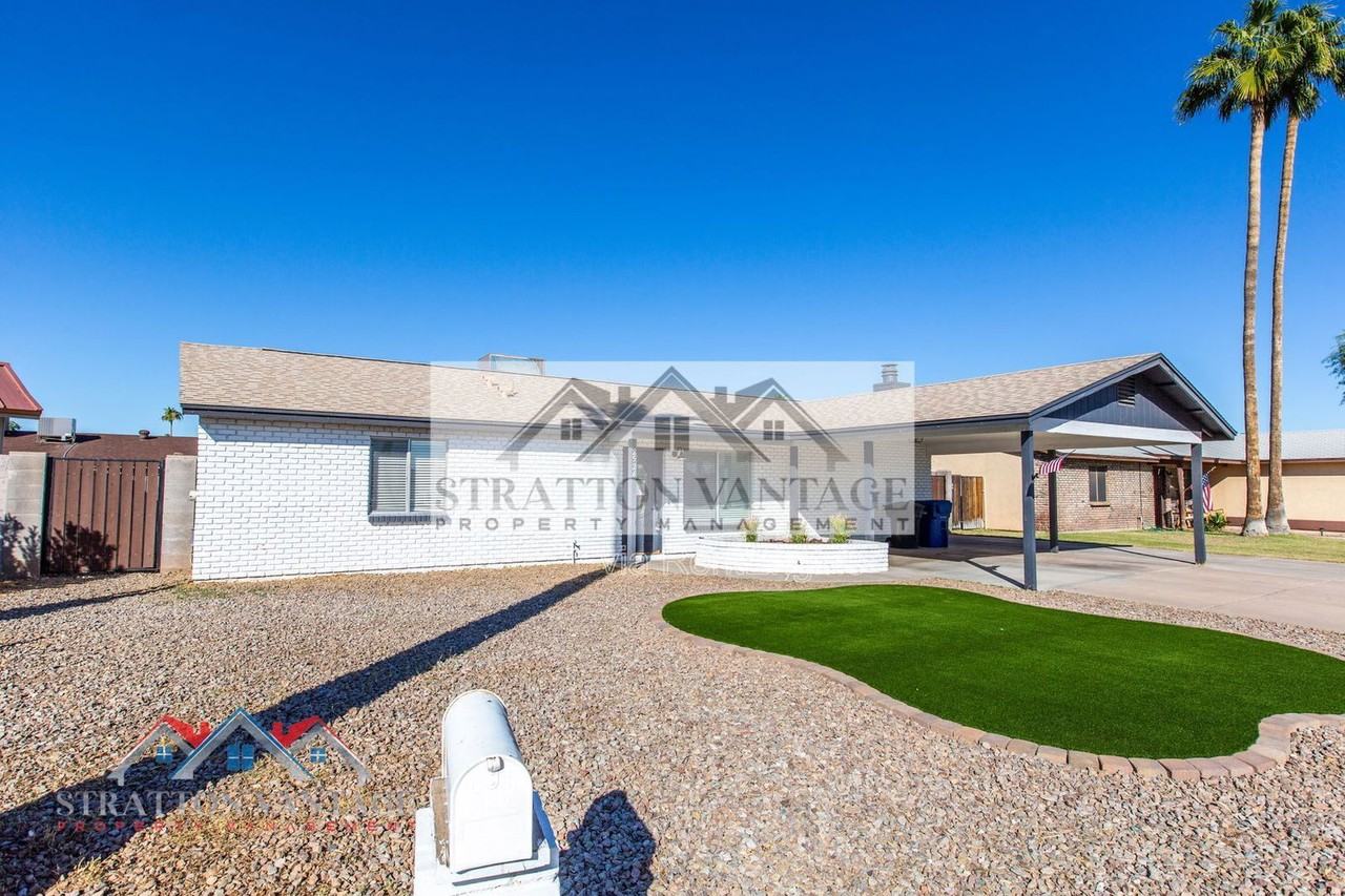 2526 E Juanita Ave - Photo 4 of 35