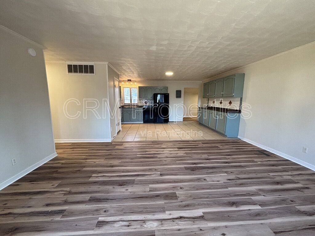 5108 Algonquin Trl - Photo 5 of 40