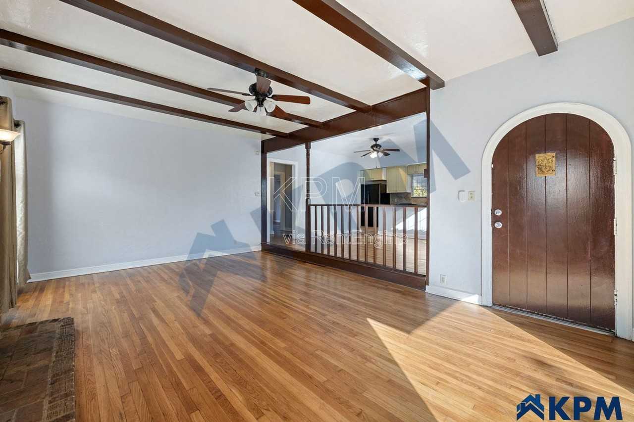 1931 Monte Diablo Ave - Photo 5 of 32