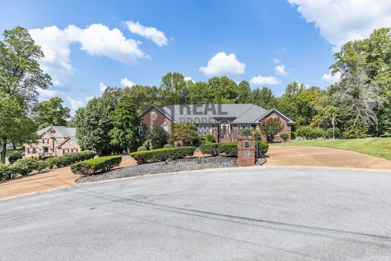 3 Kyle Ct - Photo 2 of 50