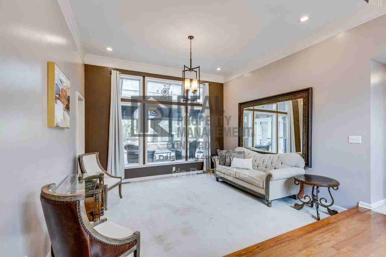 3 Kyle Ct - Photo 5 of 50