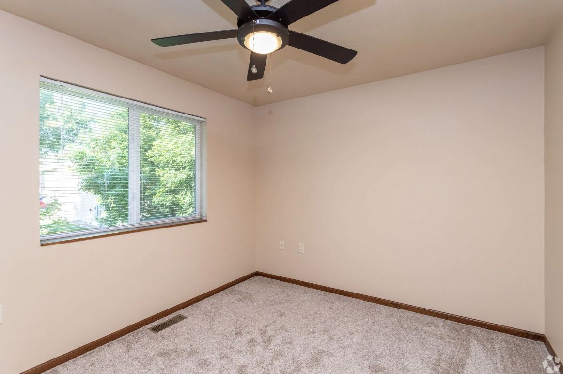 7813 W Snapdragon St #1 - Photo 7 of 16