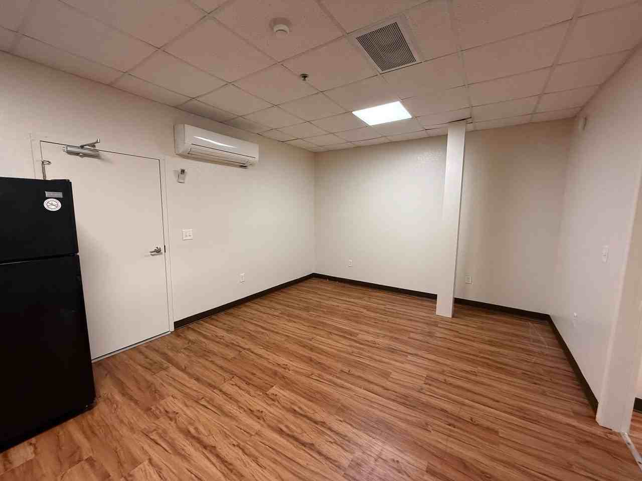 415 Devonia St #304 - Photo 5 of 40